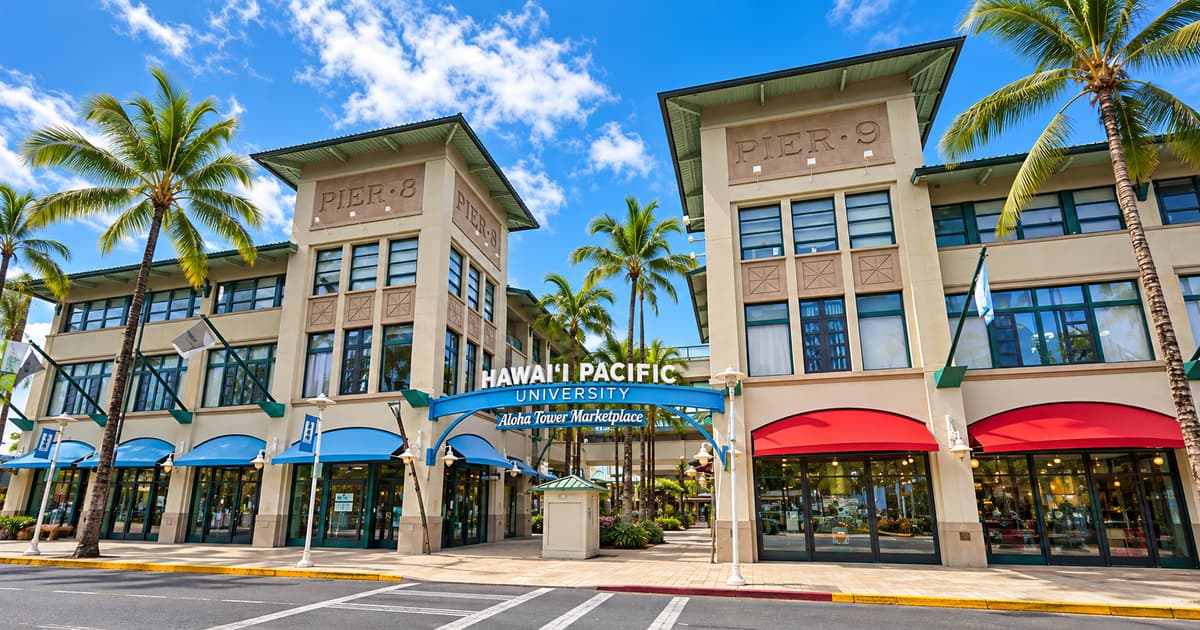 ハワイ州ホノルルにある Hawaii Pacific University（ハワイ・パシフィック大学）のキャンパス