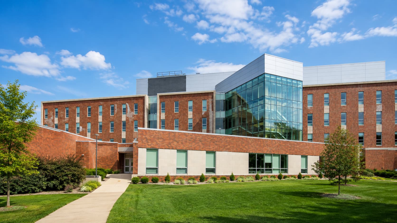 Michigan State University（ミシガン州立大学／MSU）English Language Center（ELC）の学生が学ぶイーストランシングの大学キャンパス